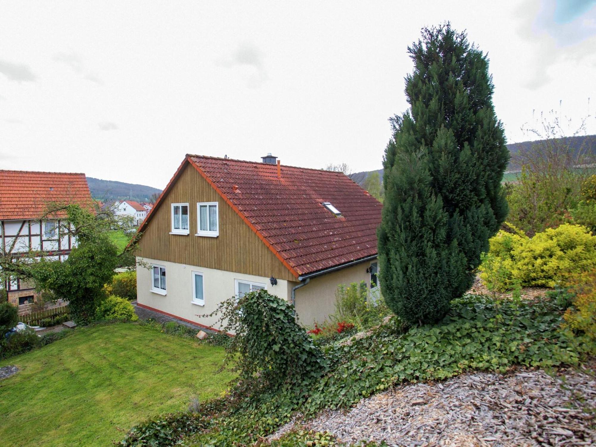 Large Detached Holiday Home In Hesse With Private Garden And Terrace Homberg  Exteriör bild