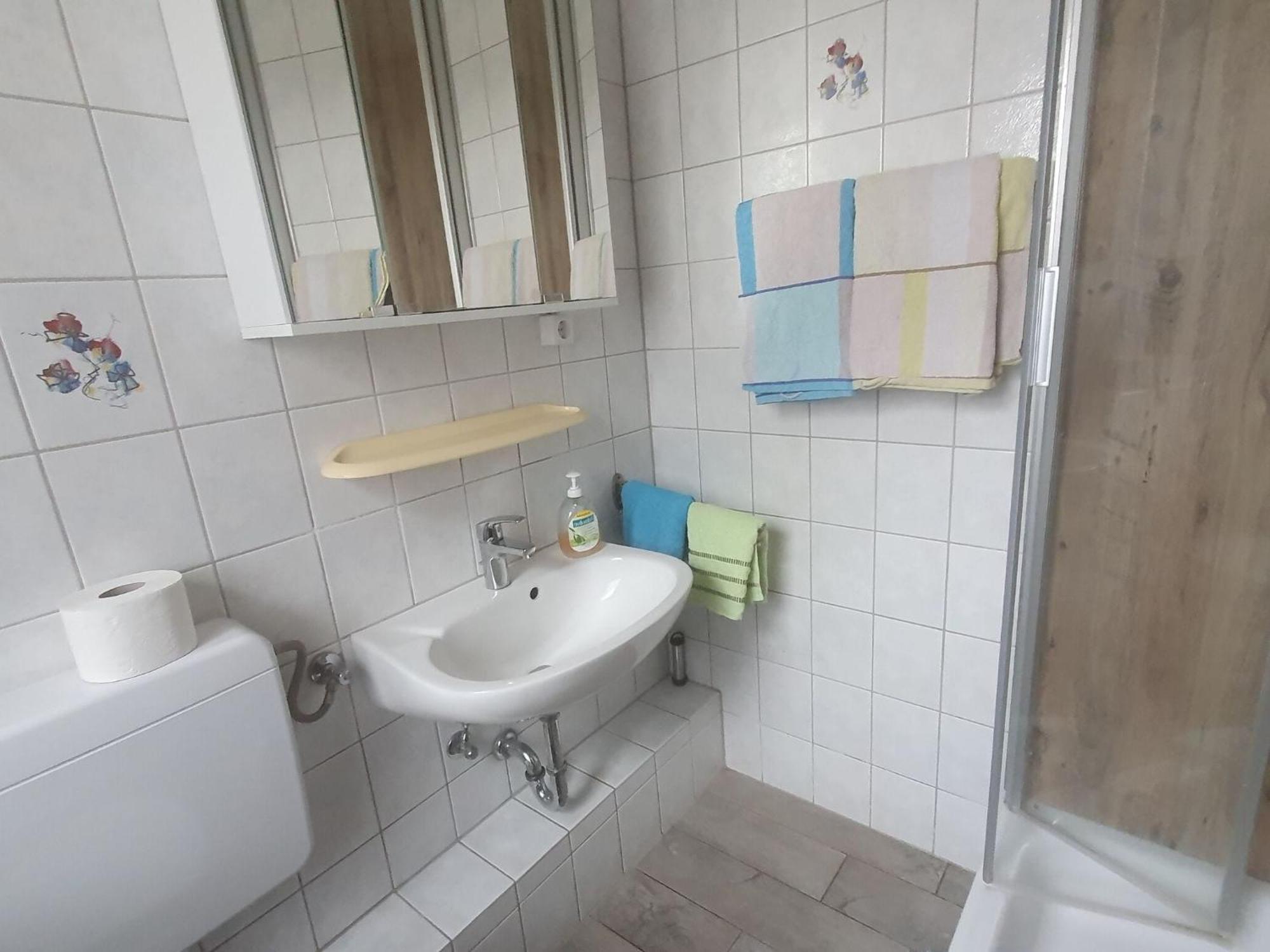 Large Detached Holiday Home In Hesse With Private Garden And Terrace Homberg  Exteriör bild